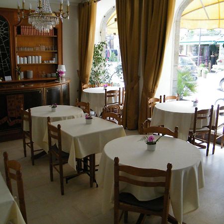 Hotel Balzac Fougères Zewnętrze zdjęcie